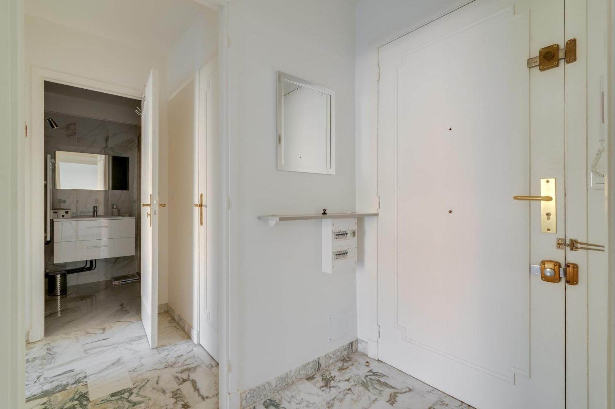 Superb 1 Bedroom Appartement - Close To Croisette カンヌ エクステリア 写真